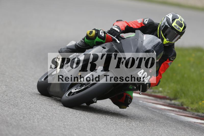 /37 28.07.2025 Dunlop Ride und Test Day ADR/Trackday Erfahren gelb Trackday schnell  rot/404